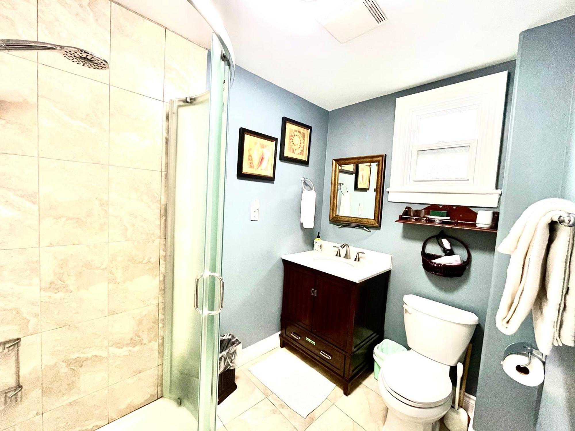 شقة Barkerhouse 2# Unit-Heart Of Oldtown Niagara-on-the-Lake المظهر الخارجي الصورة